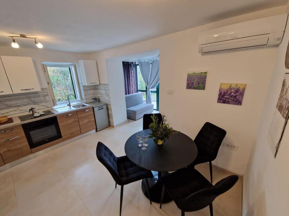 Lavanda Apartman 1 茨雷斯 外观 照片